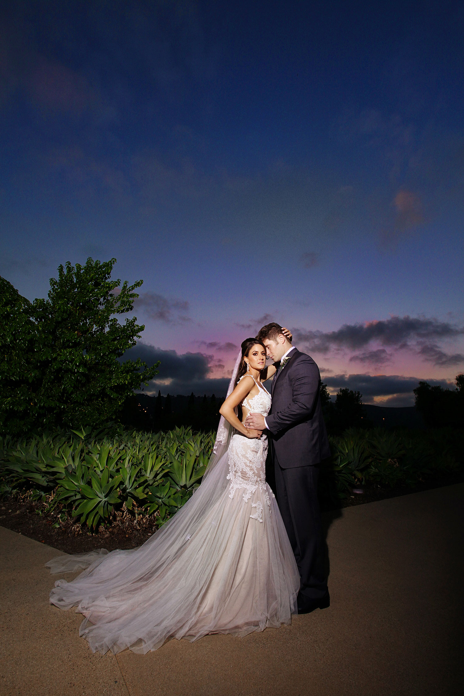 award winning fine art los angeles wedding photographer vertical mobile406