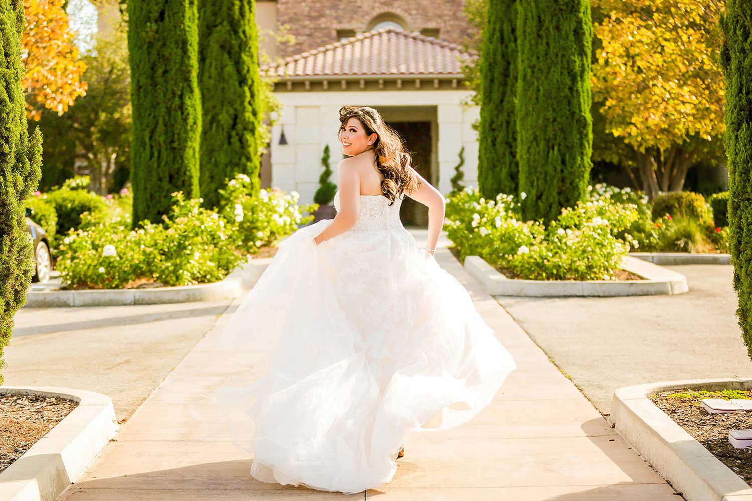 Plus size couple walking pose for flattering movement