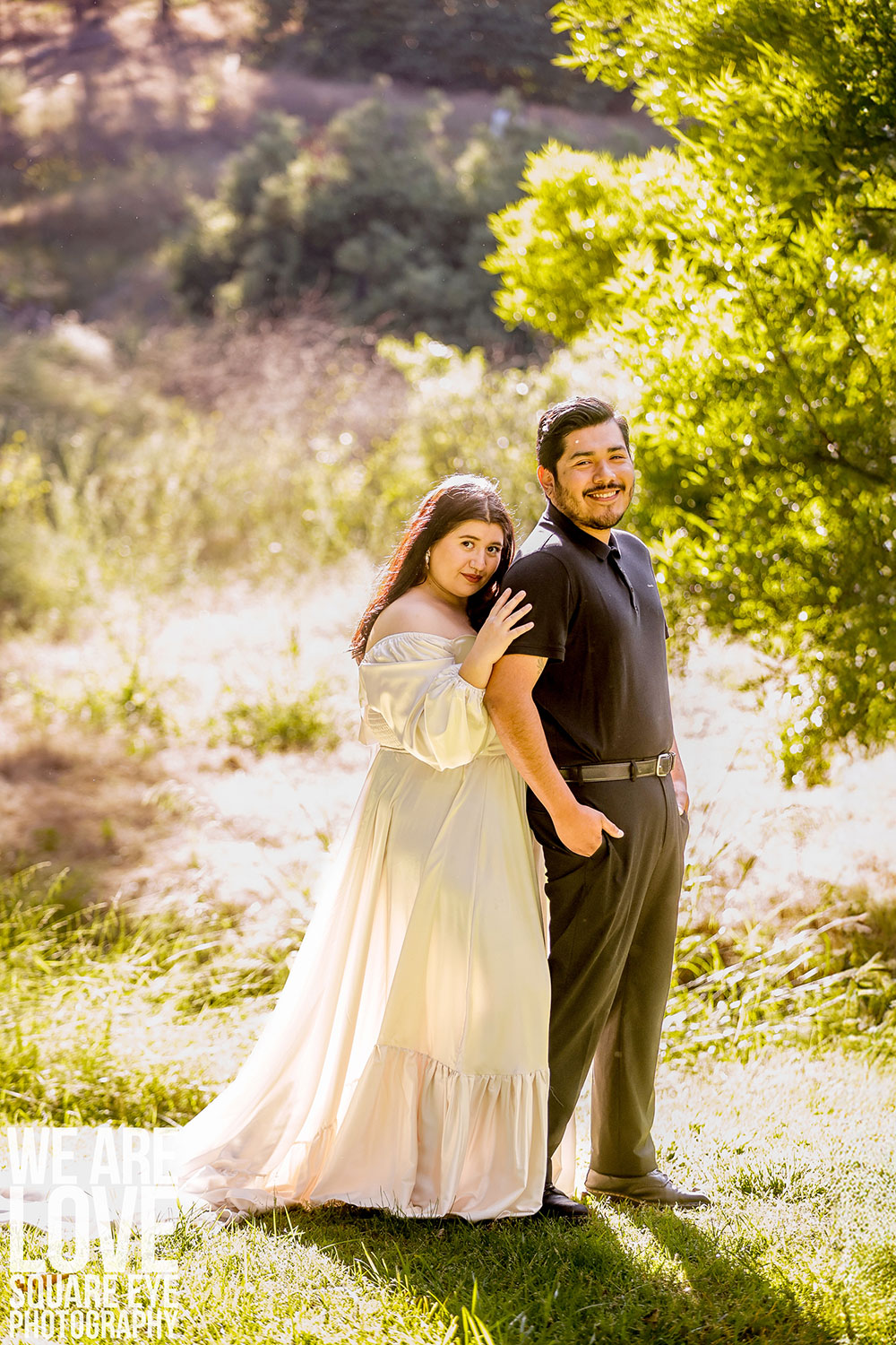 plus-size posing-the-tuck-behind-hack-trick-tip_