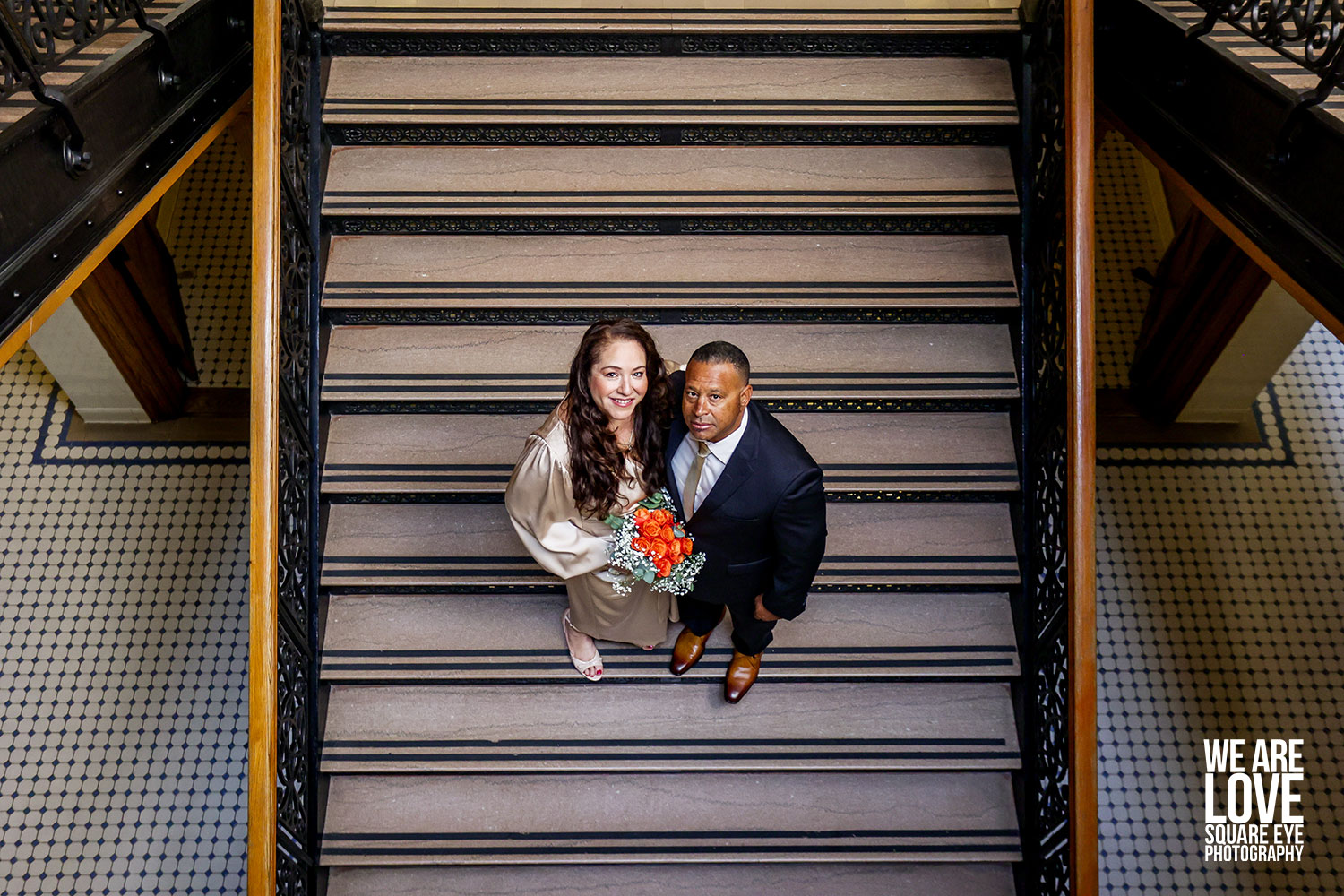 shooting-from-above-on-plus-size-curvy-bride